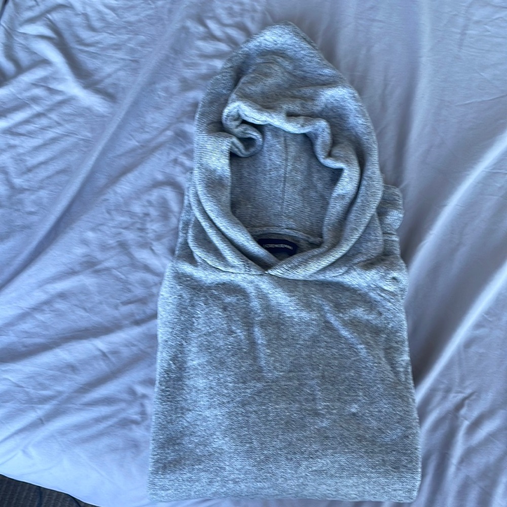 “J crew Jeans” silver Hoodie sweater with front pockets, size M, wool/ cotton